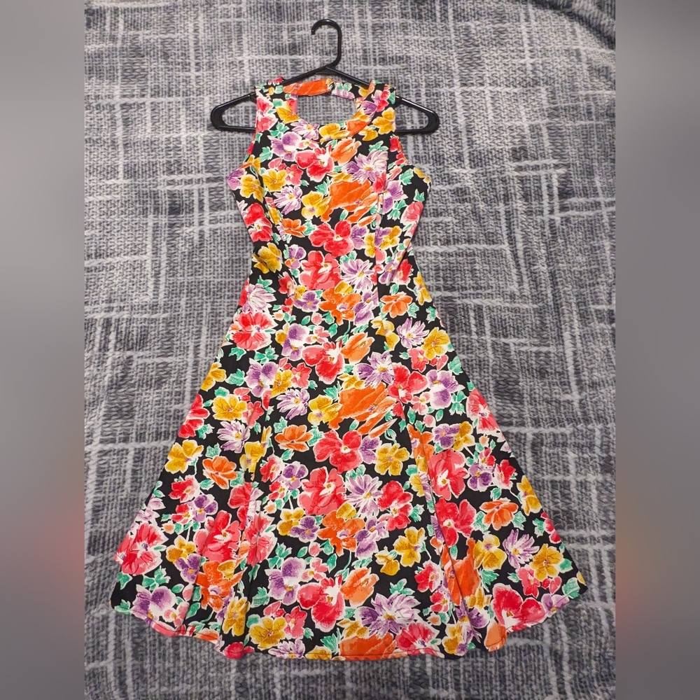 Flower Pattern w/ Black Base, Halter Neck Dress